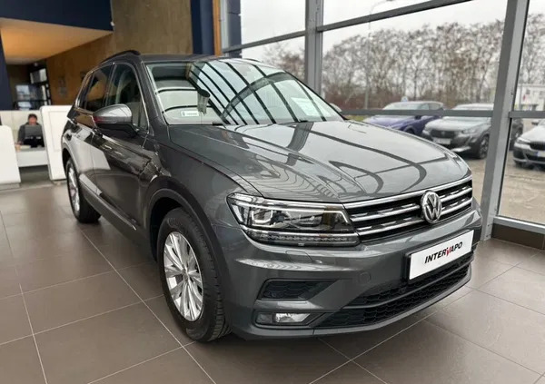 samochody osobowe Volkswagen Tiguan cena 92899 przebieg: 99600, rok produkcji 2018 z Gdańsk